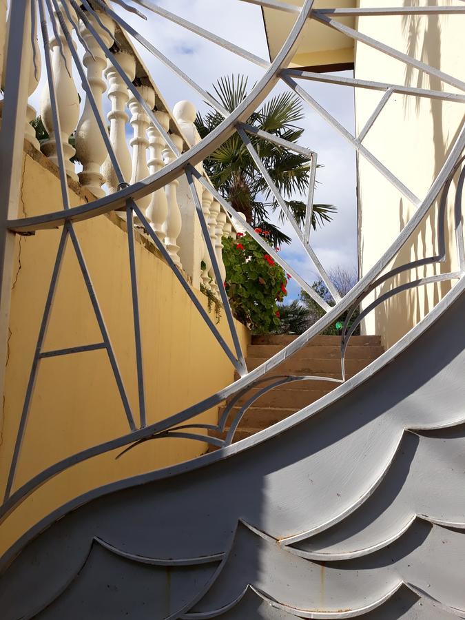 Guest House Amra New Athos Exterior photo